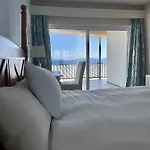 Haven Rooms, Sea View 4*