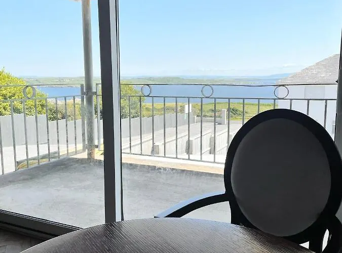 The Blue Haven Kilcar Panzió 3*